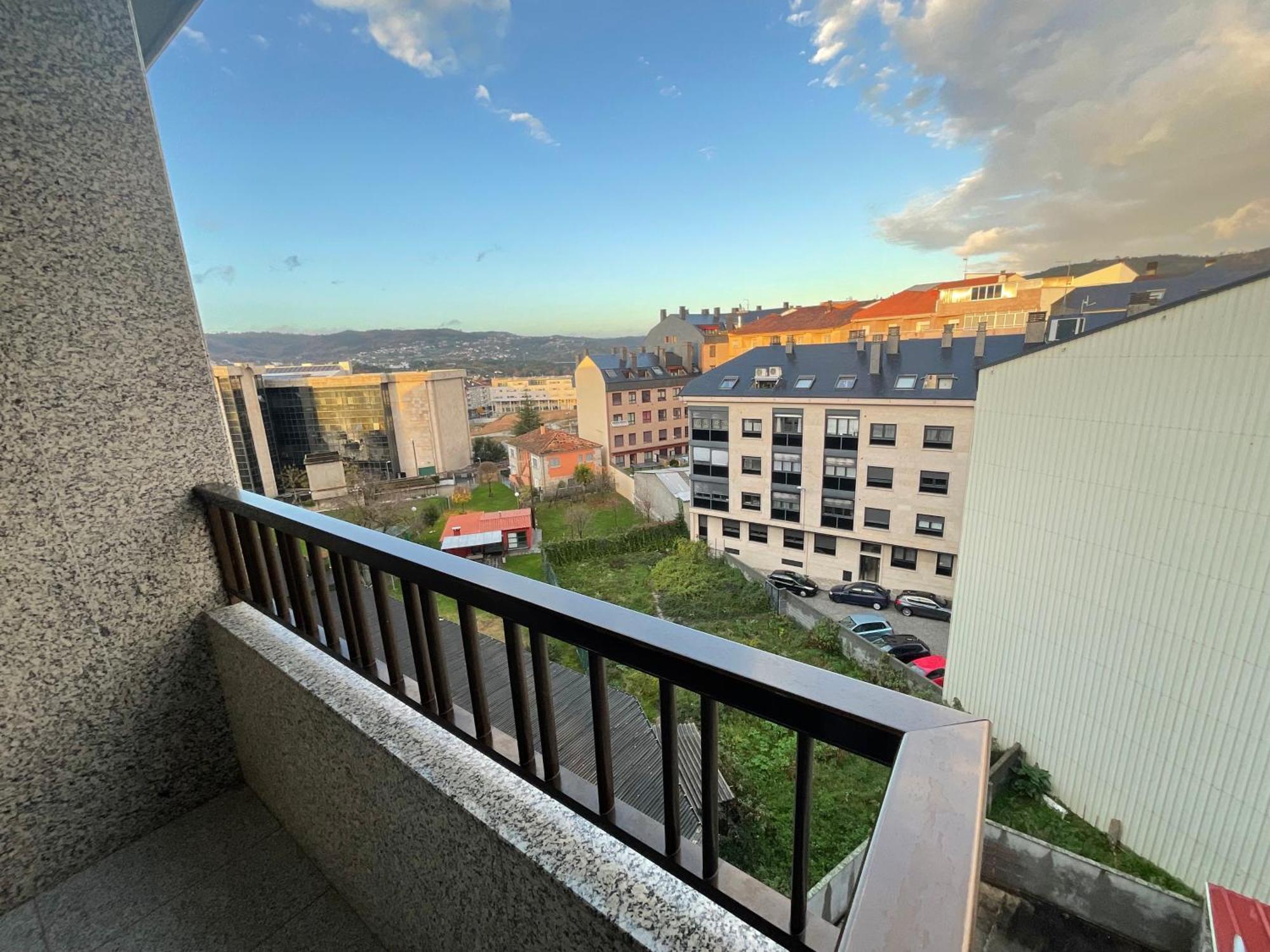 Residencia Universidad Ourense Eksteriør billede